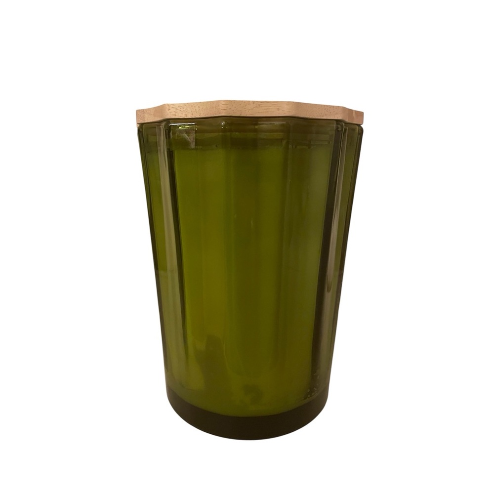 Sand + Fog 57 oz. Scalloped Candle with Rubber Wood Lid Frazier Fir Green - Picture 6 of 6
